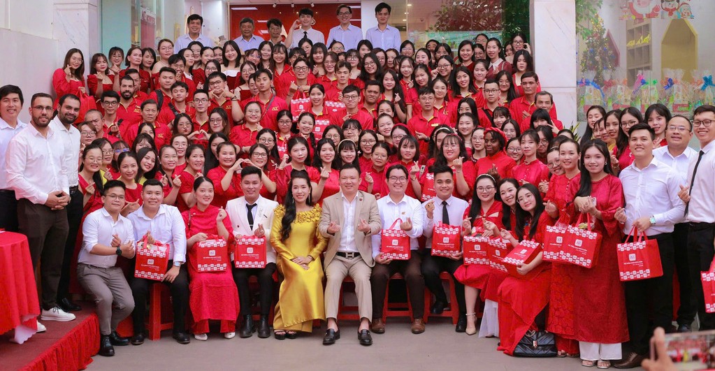 upload/baiviet/z6230881321032faa626906e91266b5d565cc92b9fbcc9-3006.jpg